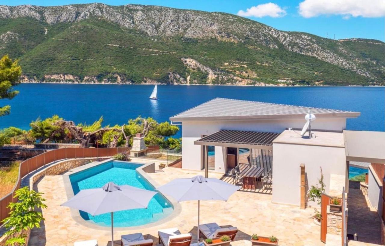 Mr Grey Luxury Villa Spartokhorion ภายนอก รูปภาพ
