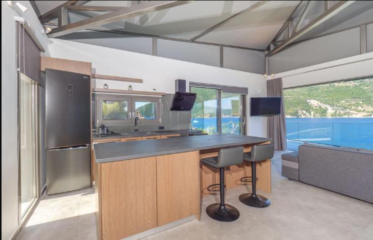 Mr Grey Luxury Villa Spartokhorion ภายนอก รูปภาพ